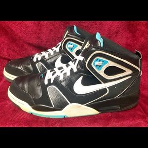 NIKE AIR FLIGHT FALCON Size 12